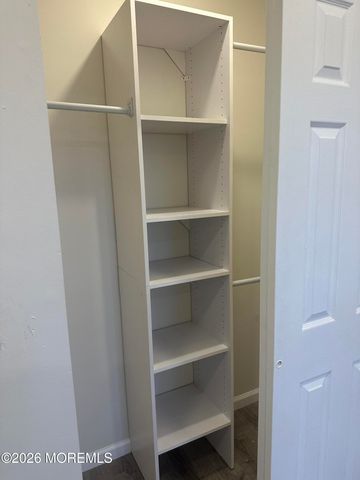 3 Lexington Court N003, Holmdel, NJ 07733