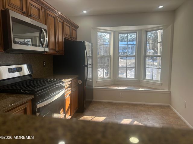 3 Lexington Court N003, Holmdel, NJ 07733