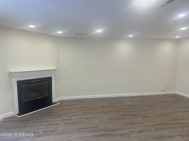 3 Lexington Court N003, Holmdel, NJ 07733