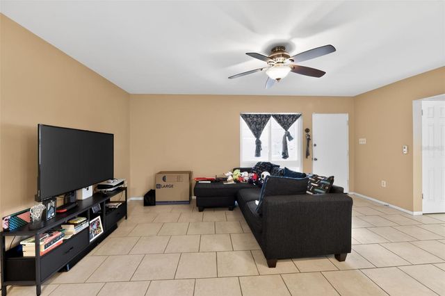 3655 LALANI WAY, Sarasota, FL 34232