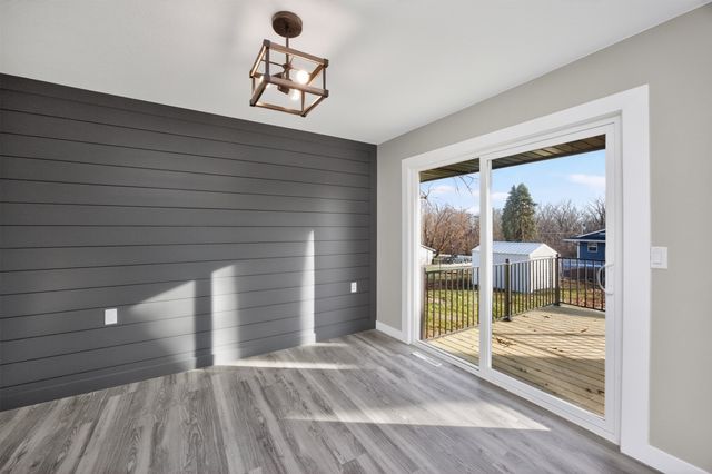 303 W McKinney Street, Runnells, IA 50237