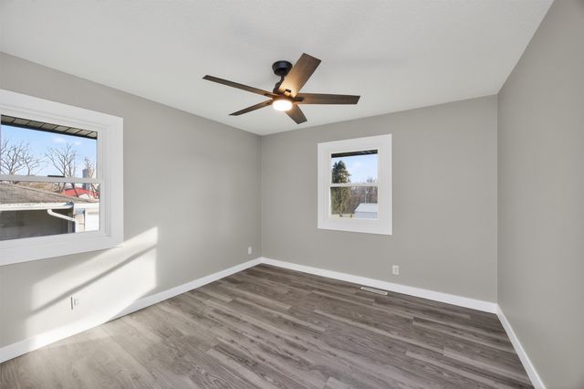 303 W McKinney Street, Runnells, IA 50237