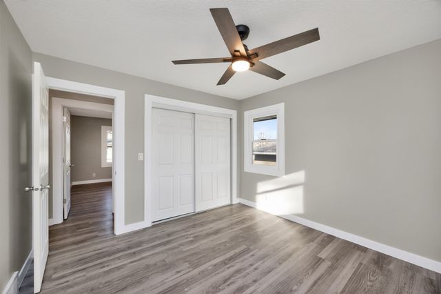 303 W McKinney Street, Runnells, IA 50237