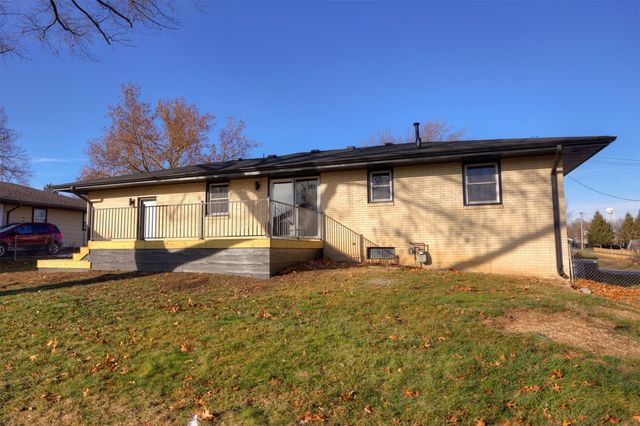 303 W McKinney Street, Runnells, IA 50237