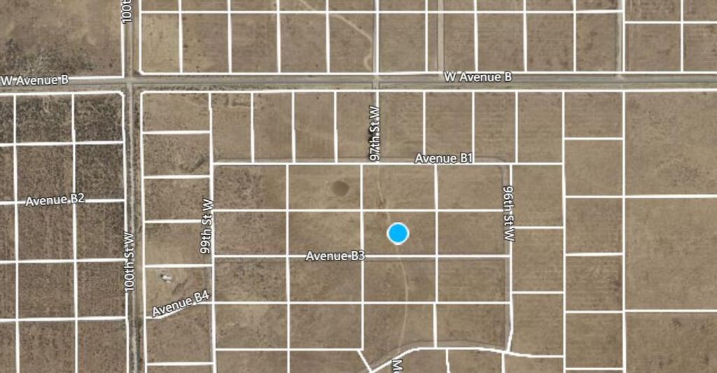 Vic Avenue B-3, Lancaster, CA 93536