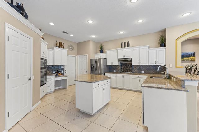 17861 ARBOR GREENE DRIVE, Tampa, FL 33647