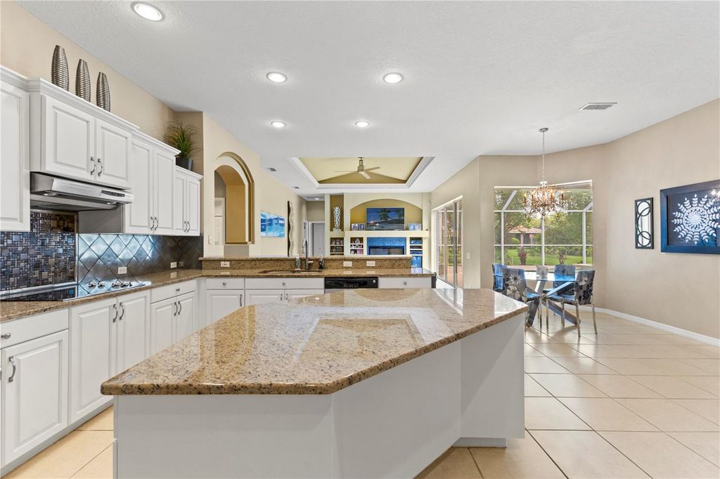 Image 14 of property listing at 17861 ARBOR GREENE DRIVE, Tampa, FL 33647