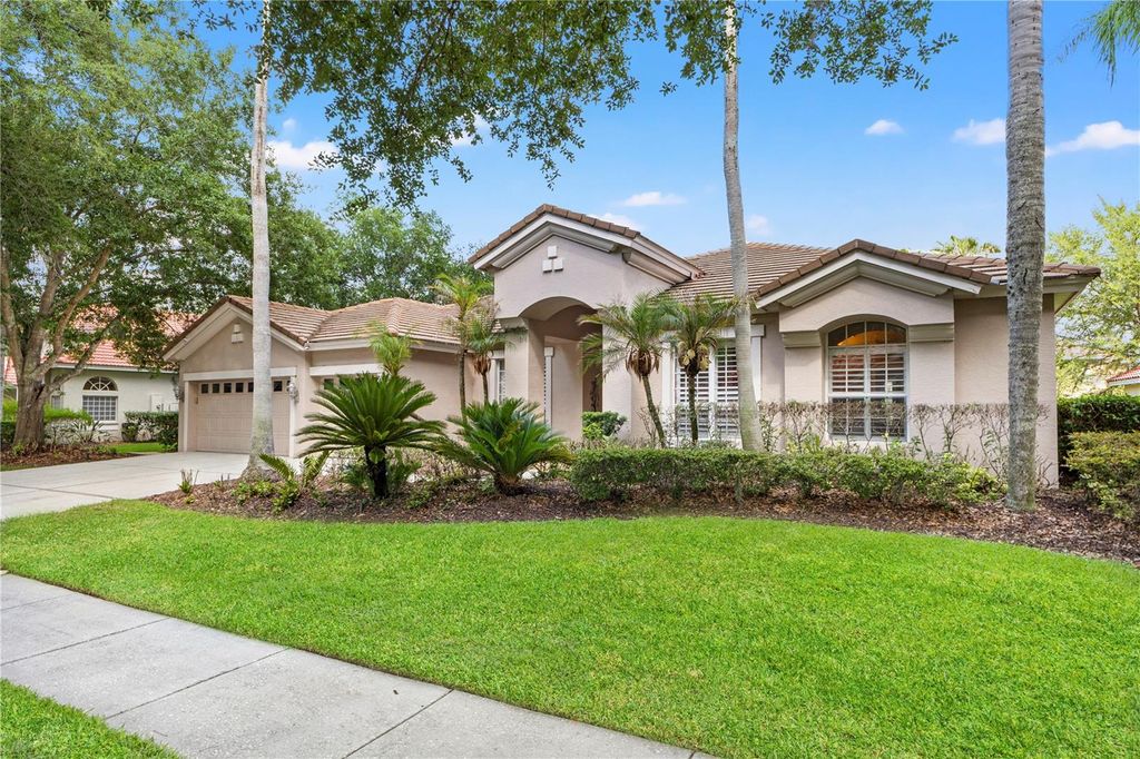 Image 4 of property listing at 17861 ARBOR GREENE DRIVE, Tampa, FL 33647