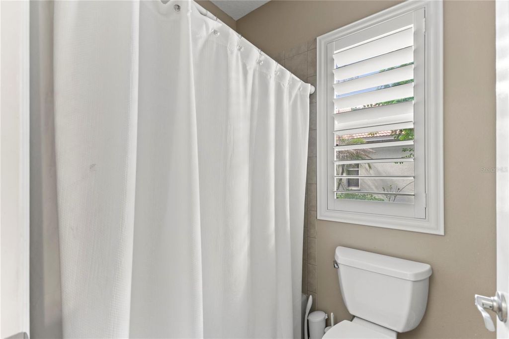 Image 32 of property listing at 17861 ARBOR GREENE DRIVE, Tampa, FL 33647