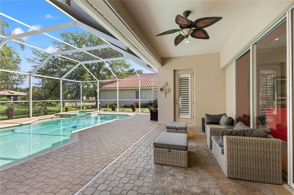 Image 44 of property listing at 17861 ARBOR GREENE DRIVE, Tampa, FL 33647