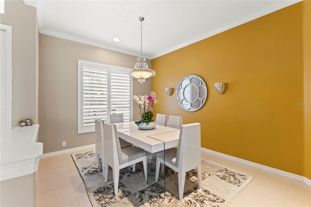 Image 7 of property listing at 17861 ARBOR GREENE DRIVE, Tampa, FL 33647