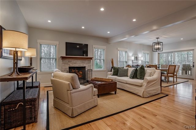 3189 East Lake Road, Skaneateles, NY 13152