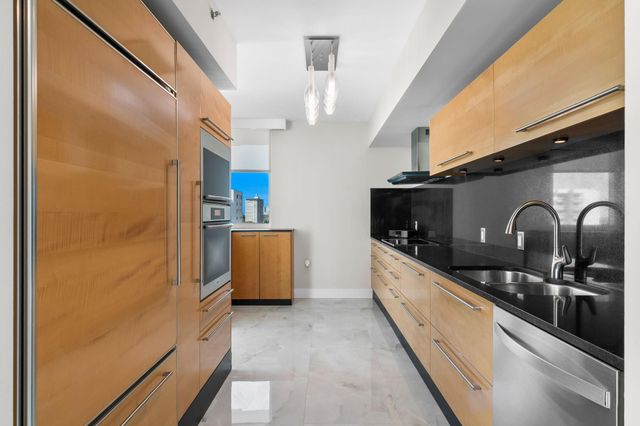 101 S Fort Lauderdale Beach Boulevard 907, Fort Lauderdale, FL 33316