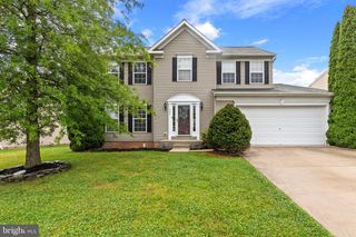 155 HUNTER CREEK DR, York, PA 17406