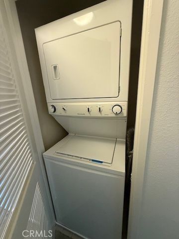 27648 Susan Beth Way H, Saugus, CA 91350