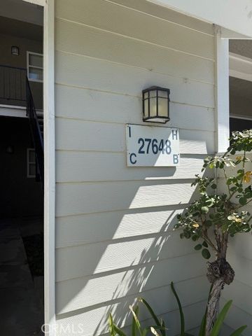 27648 Susan Beth Way H, Saugus, CA 91350