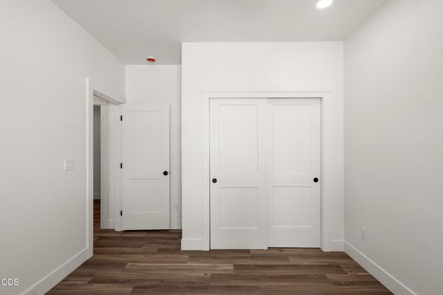 467 Arnos Street, Talent, OR 97540