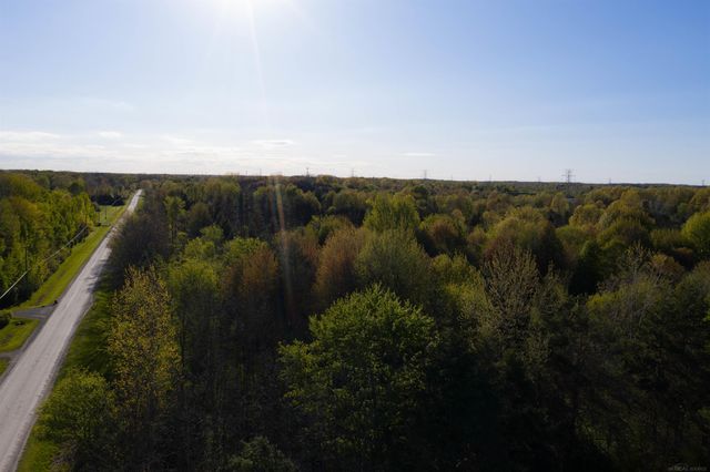 5219 Remer Road, East China, MI 48054