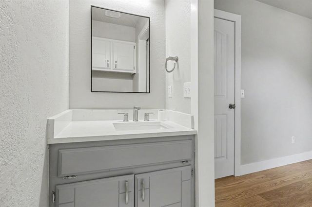 5501 Evanbrook Terrace, Oklahoma City, OK 73135