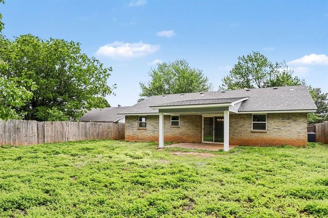 5501 Evanbrook Terrace, Oklahoma City, OK 73135