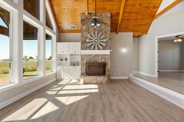 1943 Alsdorf Road, Ennis, TX 75119