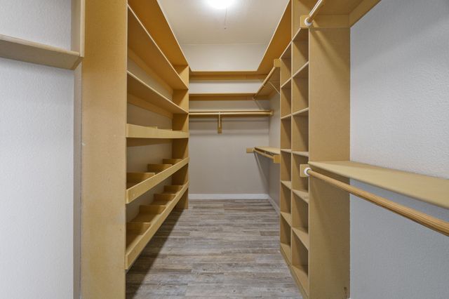 1943 Alsdorf Road, Ennis, TX 75119