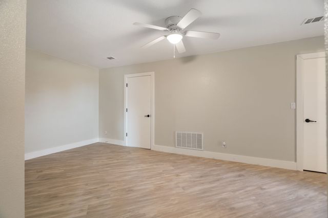 1943 Alsdorf Road, Ennis, TX 75119