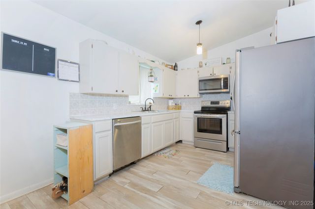 2013 N A Street, Mcalester, OK 74501