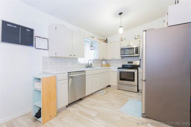 2013 N A Street, Mcalester, OK 74501