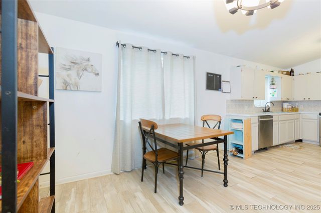 2013 N A Street, Mcalester, OK 74501