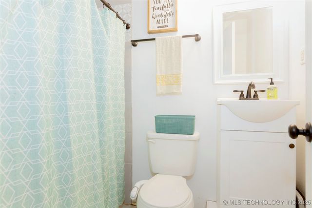 2013 N A Street, Mcalester, OK 74501