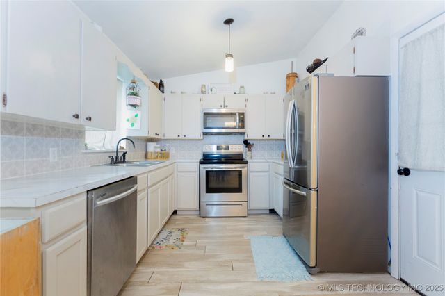 2013 N A Street, Mcalester, OK 74501