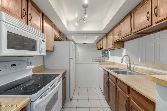 540 N MAY -- 1148, Mesa, AZ 85201