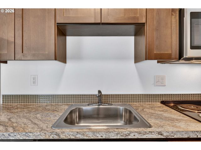 7545 N OLIN Ave 201, Portland, OR 97203