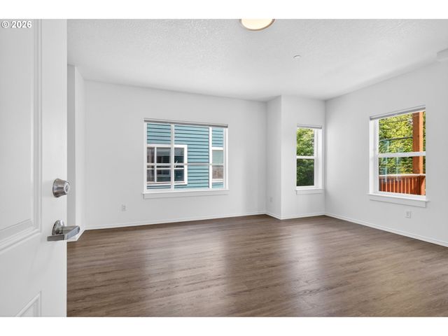 7545 N OLIN Ave 201, Portland, OR 97203