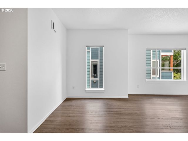 7545 N OLIN Ave 201, Portland, OR 97203