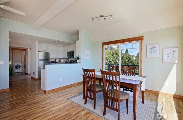2977 North Bluff Road, Greenbank, WA 98253