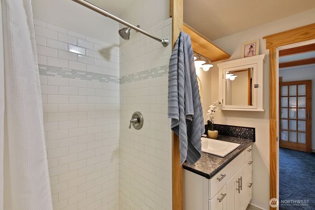 2977 North Bluff Road, Greenbank, WA 98253