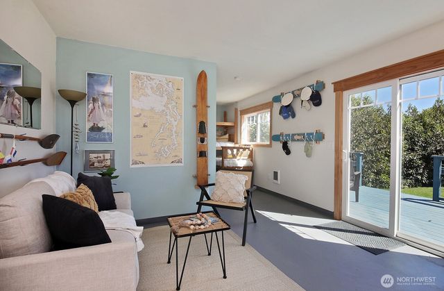 2977 North Bluff Road, Greenbank, WA 98253
