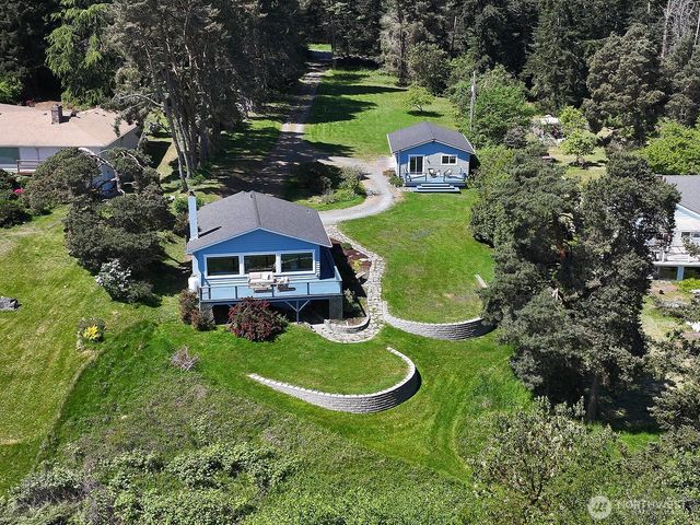 2977 North Bluff Road, Greenbank, WA 98253