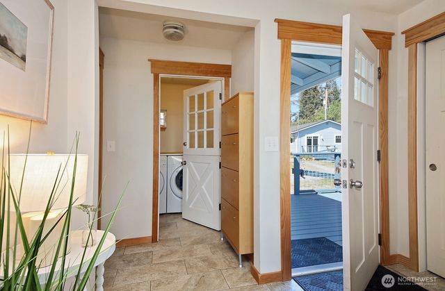 2977 North Bluff Road, Greenbank, WA 98253