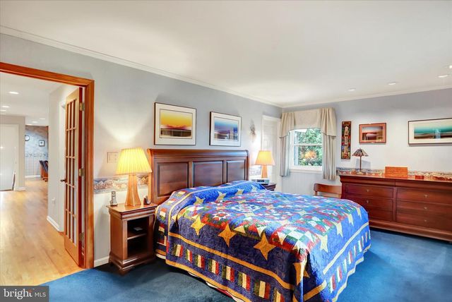 201 WESTVIEW DRIVE, Mechanicsburg, PA 17055