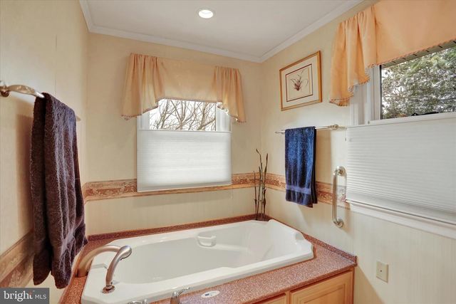 201 WESTVIEW DRIVE, Mechanicsburg, PA 17055