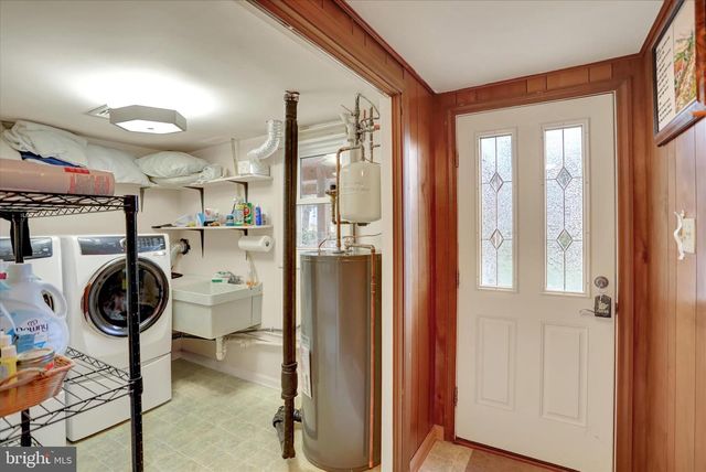 201 WESTVIEW DRIVE, Mechanicsburg, PA 17055