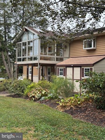 201 WESTVIEW DRIVE, Mechanicsburg, PA 17055