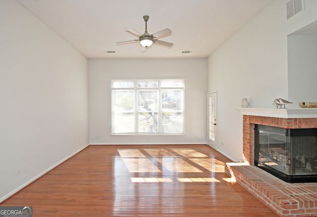 303 Leeward Walk Lane, Alpharetta, GA 30005