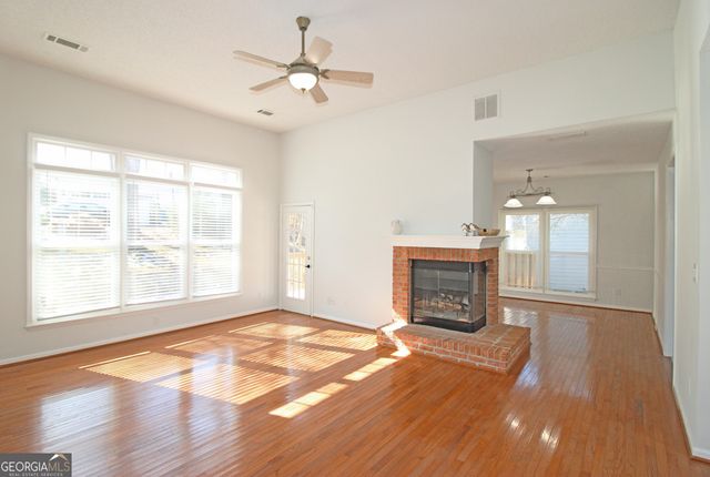 303 Leeward Walk Lane, Alpharetta, GA 30005