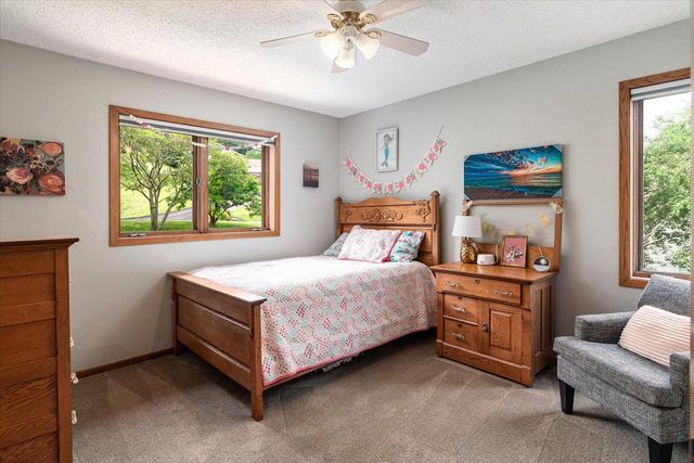 734 4th STREET N, La Crescent, MN 55947