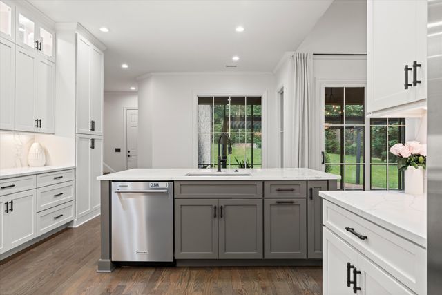 9512 Wicklow Rd, Brentwood, TN 37027