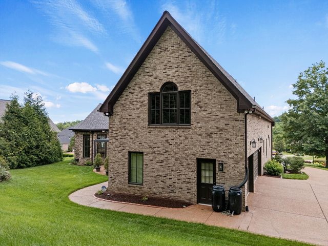 9512 Wicklow Rd, Brentwood, TN 37027